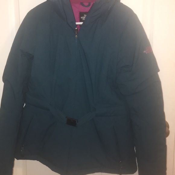 Women’s North Face Jacket - Picture 2 of 5